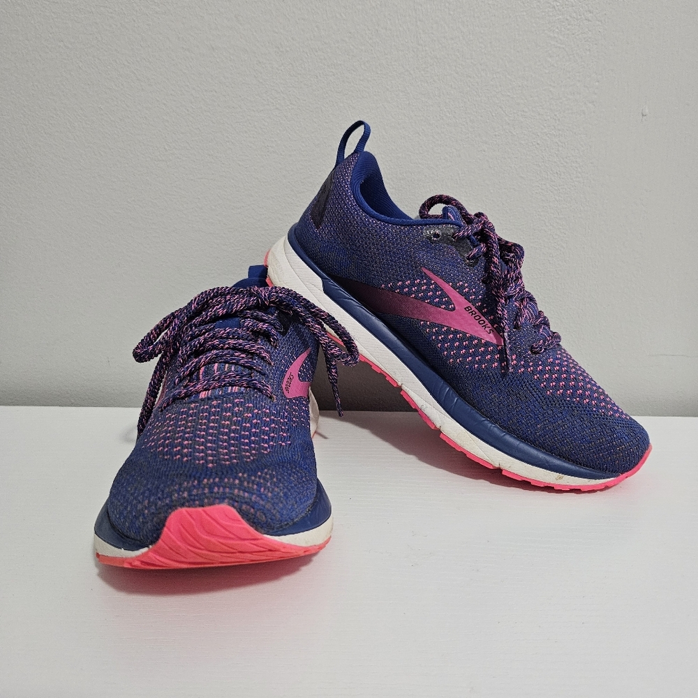 Brooks Revel 4 Women's Size 6 B (Medium) Running Shoes Blue Pink - Picture 9 of 11
